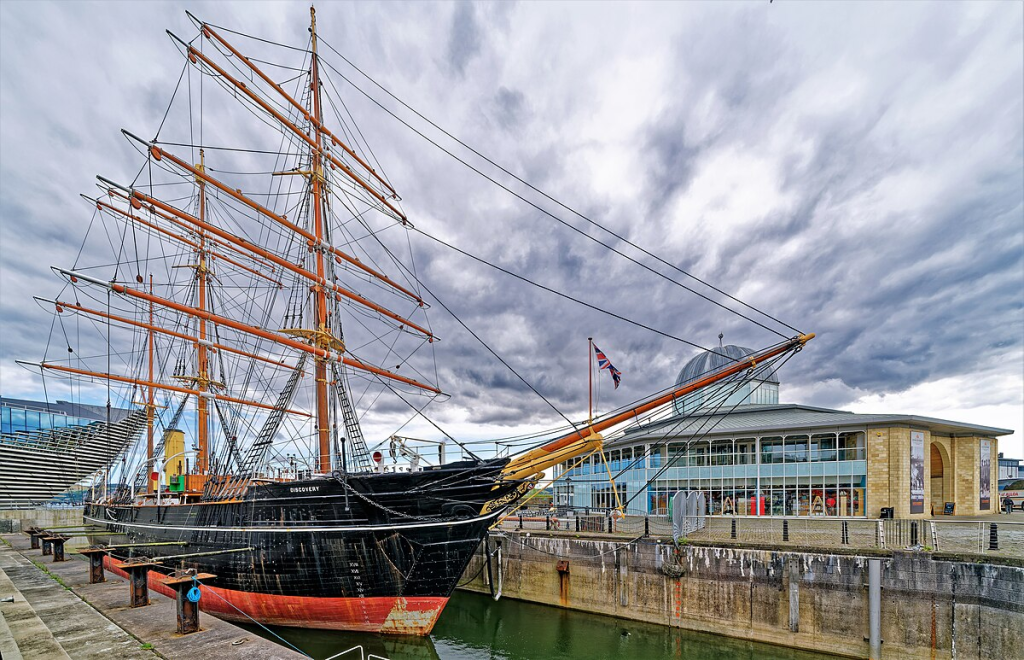 RRS Discovery in Dundee